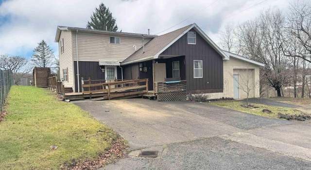 Photo of 43 Pine Ln, Fairmont, WV 26554