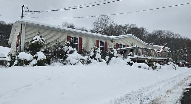 Photo of 16 Liberty St, Salem, WV 26426