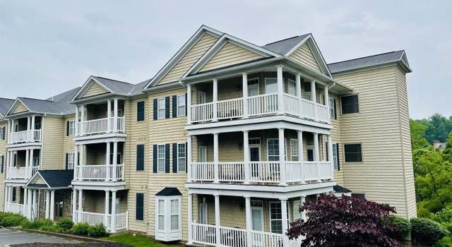 Photo of 2211 Suncrest Cir, Morgantown, WV 26505