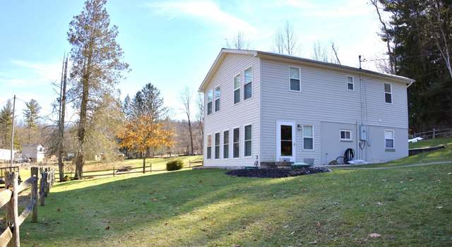 Photo of 1373 W Hill Rd, Grafton, WV 26354