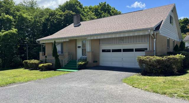 Photo of 297 S Price St, Kingwood, WV 26537