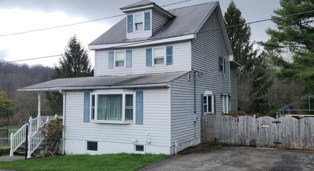Photo of 35 Perry Ave, Thomas, WV 26292