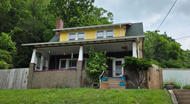 Photo of 147 E 6th St, Weston, WV 26452
