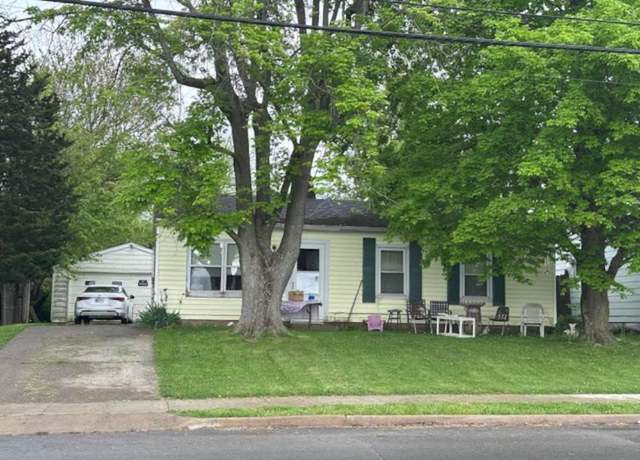 Property at 1021 S 13th St, Richmond, IN 47374, 3 beds, 1 bath