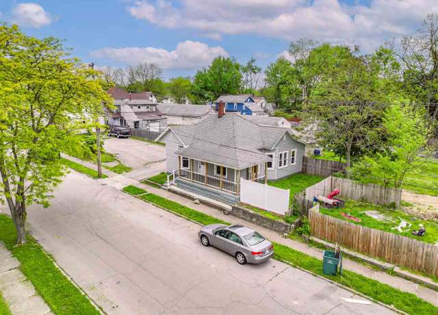 Property at 413 NW 2nd St, Richmond, IN 47374, 3 beds, 1 bath