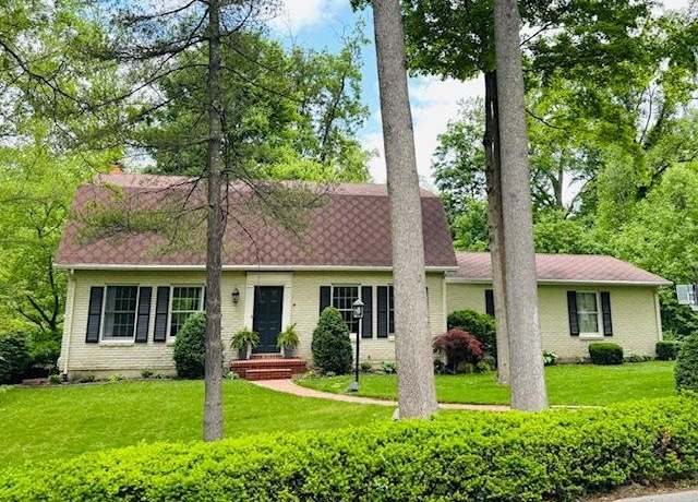 Property at 3118 Dogwood Ln, Richmond, IN 47374, 3 beds, 2.5 baths