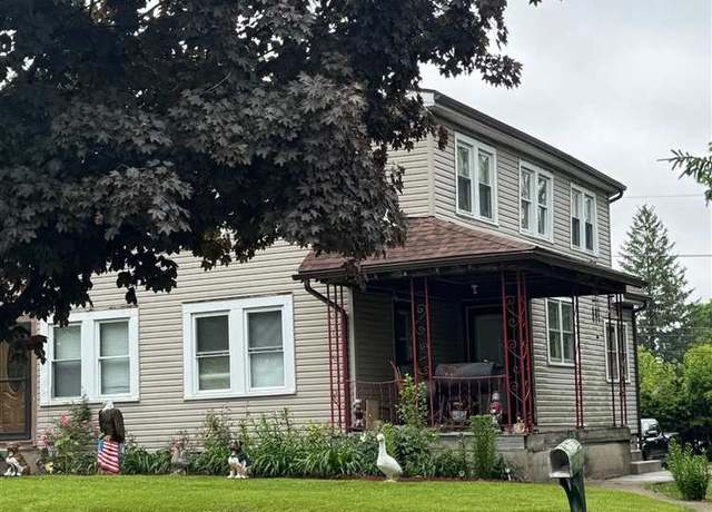 Property at 433 SW 17th St, Richmond, IN 47374, 5 beds, 2 baths