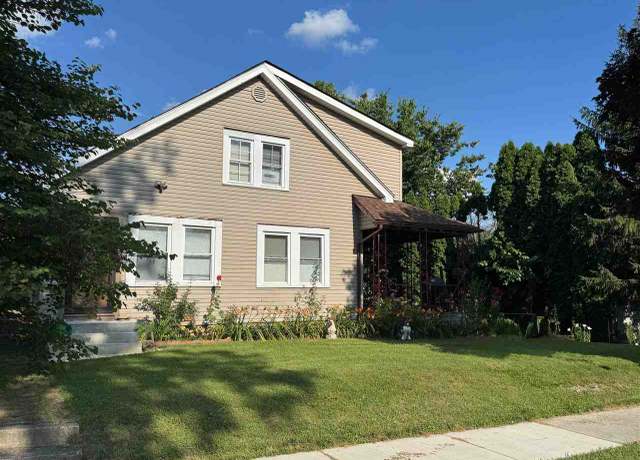 Property at 433 SW 17th St, Richmond, IN 47374, 5 beds, 2 baths