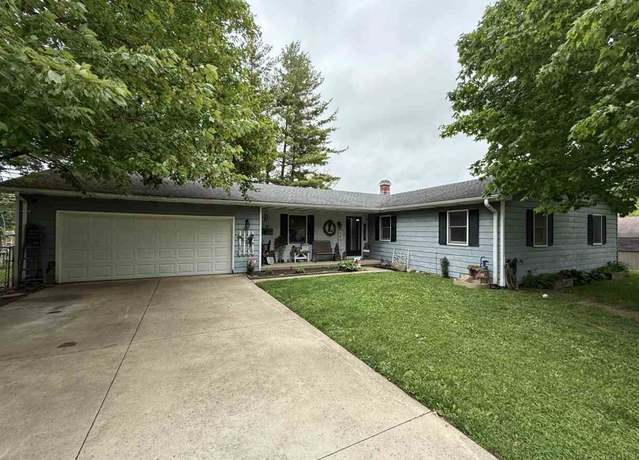 Property at 3772 Woody Pl, Richmond, IN 47374, 4 beds, 2 baths