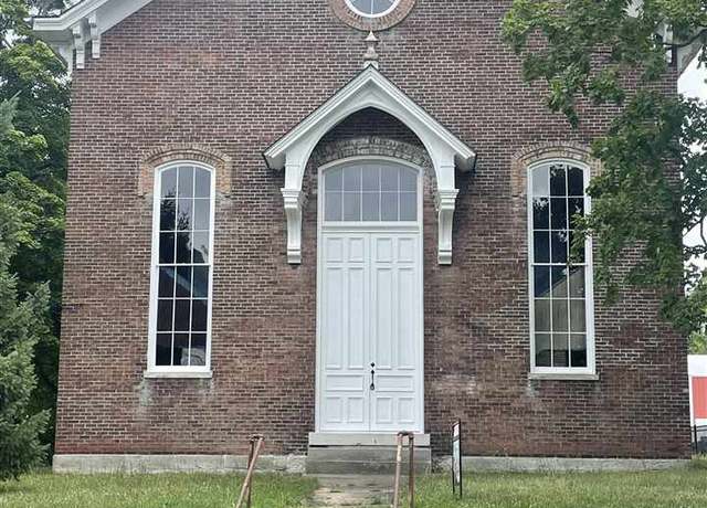 Property at 645 N 10th St, Richmond, IN 47374, 1 bed