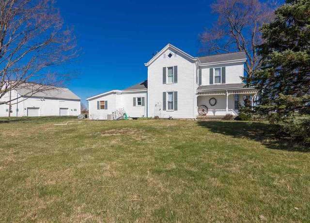 Property at 572 E State Road 44, Liberty, IN 47353, 3 beds, 2.5 baths