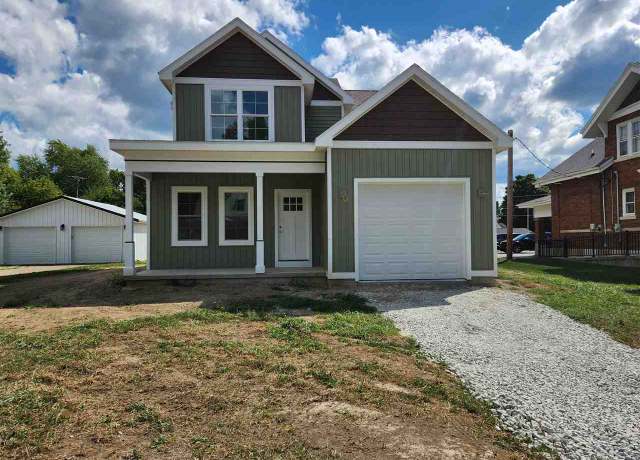 Property at 407 E Main St, Centerville, IN 47330, 4 beds, 2.5 baths