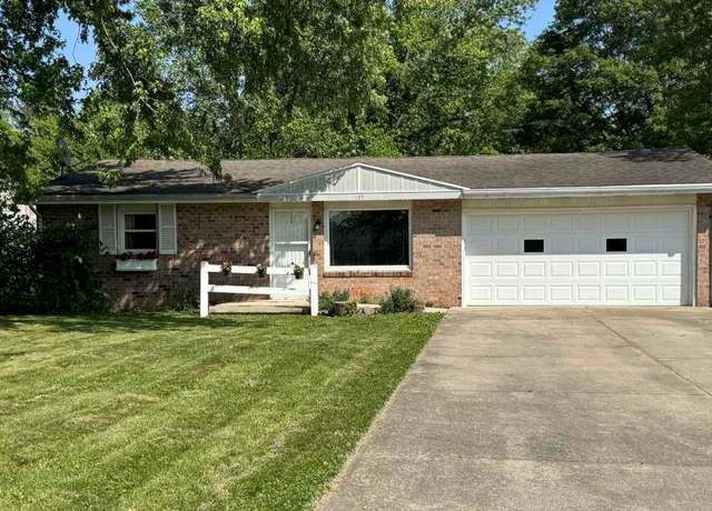 Property at 135 West Lane Dr, Hagerstown, IN 47346, 3 beds, 2 baths