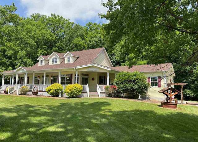 Property at 12511 Pierce Rd, Hagerstown, IN 47346, 3 beds, 2.5 baths