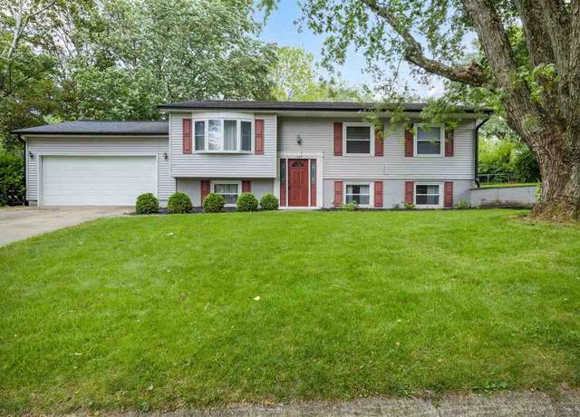 Property at 429 Greenbrier Dr, Richmond, IN 47374, 4 beds, 2.5 baths