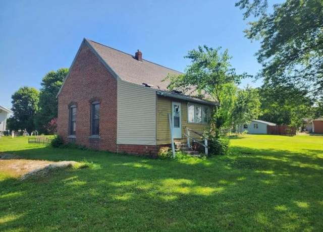 Property at 4051 W 100 North, IN 46106, 2 beds, 1 bath