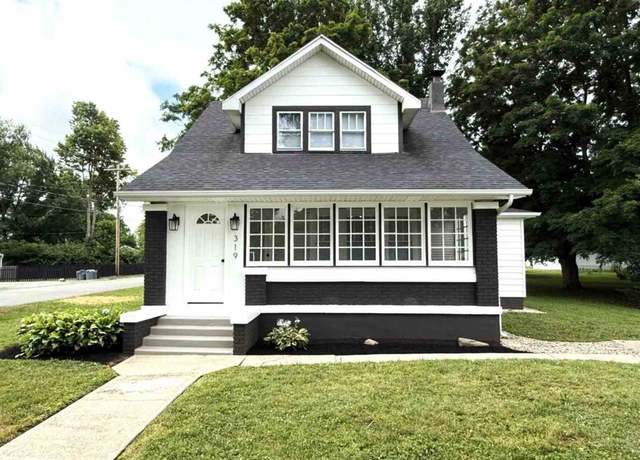 Property at 319 E South St, Centerville, IN 47330, 3 beds, 2 baths