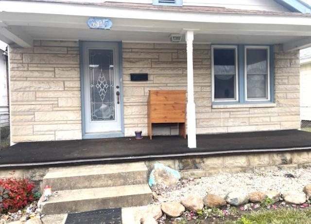 Property at 1627 Columbia Ave, Connersville, IN 47331, 2 beds, 1 bath