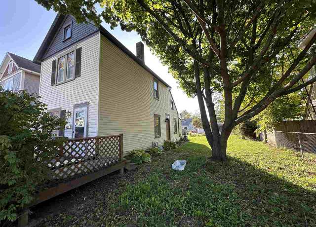 Property at 430 S 14th St, Richmond, IN 47374, 2 beds, 1 bath