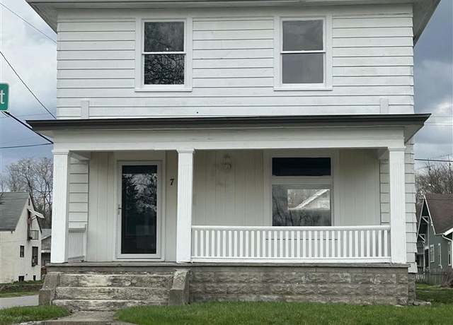 Property at 701 S 9th St, Richmond, IN 47374, 3 beds, 1 bath