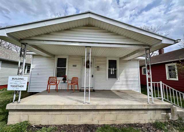 Property at 1217 Crosshall St, Richmond, IN 47374, 3 beds, 1 bath