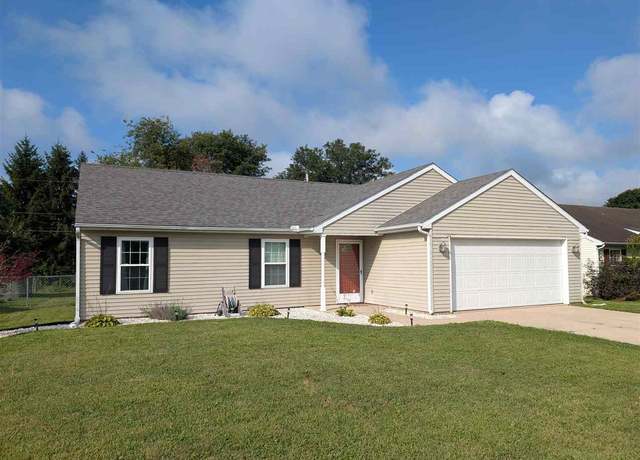 Property at 501 Elm Dr, Centerville, IN 47330, 3 beds, 2 baths