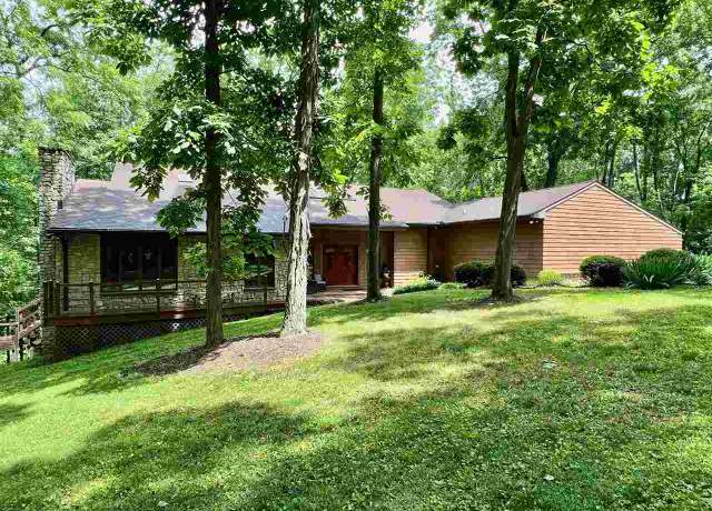 Property at 5895 Esteb Rd, Richmond, IN 47374, 3 beds, 3.5 baths