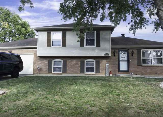 Property at 2309 Oak Park Dr, Richmond, IN 47374, 4 beds, 3 baths