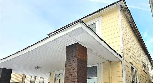 Photo of 216 N Vine St, Muncie, IN 47303