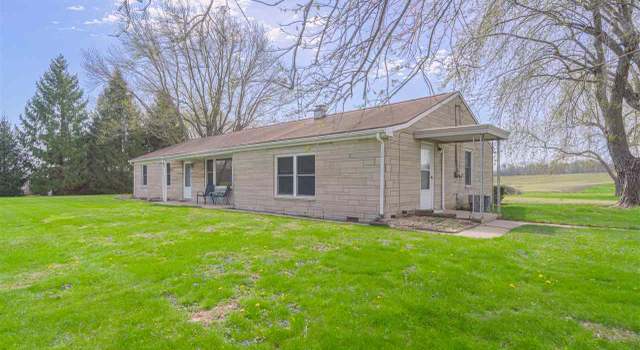 Photo of 15631 Hunnicut Rd, Cambridge City, IN 47327