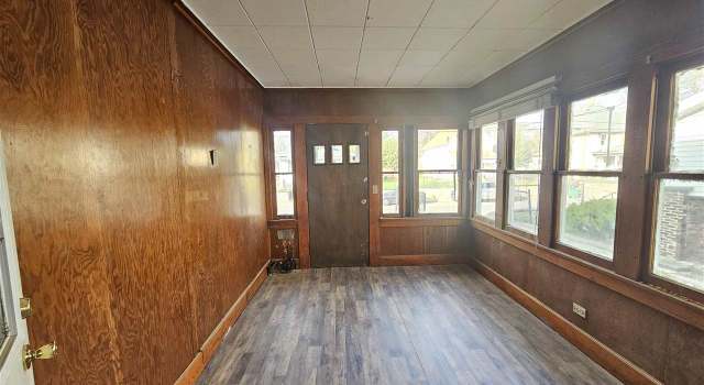 Photo of 422 S 18th St, New Castle, IN 47362