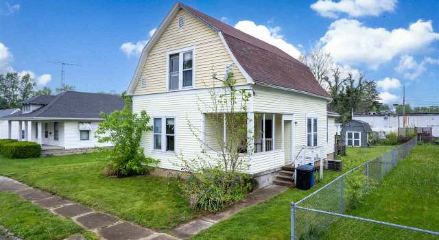 Photo of 310 E Walnut St, Centerville, IN 47330