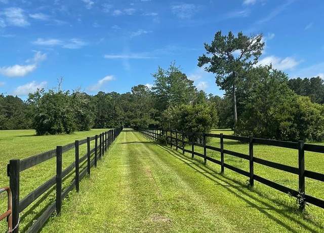 Property at 2075 Lower Hawthorne Trl, Cairo, GA 39829, 3 beds, 2 baths