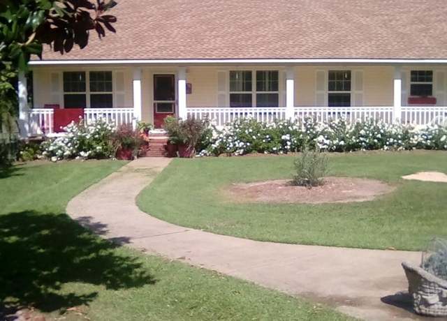 Property at 8007 Malone Dr Loop, Donalsonville, GA 39845, 3 beds, 2 baths