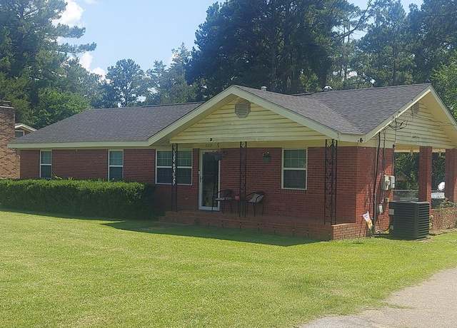 Property at 1310 Stone Ave, Cairo, GA 39828, 3 beds, 1.5 baths