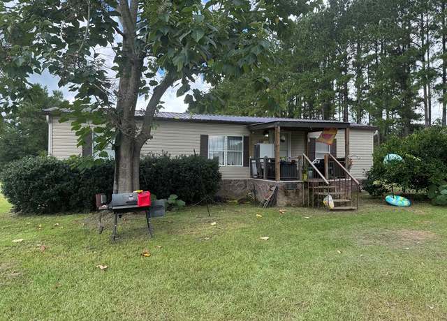 Property at 110 Southern Living Dr, Cairo, GA 39828, 3 beds, 2 baths