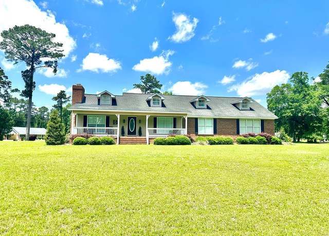 Property at 186 River Oaks Dr, Bainbridge, GA 39817, 3 beds, 2 baths