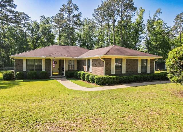 Property at 177 River Oaks Dr, Bainbridge, GA 39817, 3 beds, 2 baths