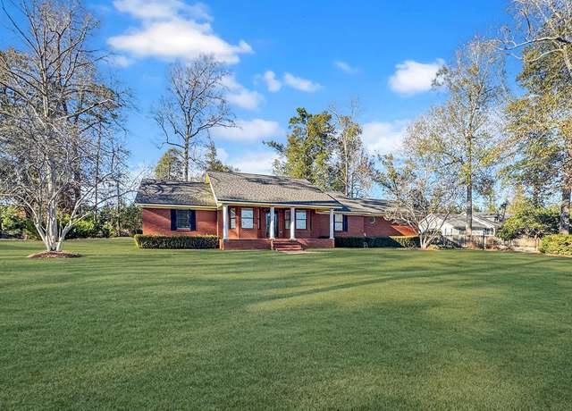 Property at 112 River Oaks Dr, Bainbridge, GA 39817, 3 beds, 2 baths