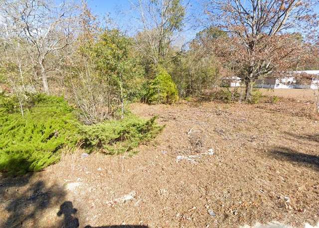Property at 144 Melissa Dr, Bainbridge, GA 39817