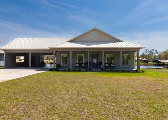 Property at 2837 Sunset Dr, Donalsonville, GA 39845, 2 beds, 2 baths