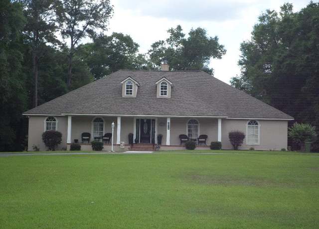 Property at 2016 Ashton Way, Bainbridge, GA 39819, 4 beds, 2.5 baths