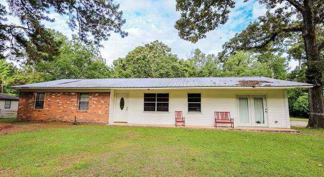 Photo of 140 Ansley St, Bainbridge, GA 39819