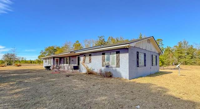 Photo of 1220 Lake Dr, Bainbridge, GA 39817