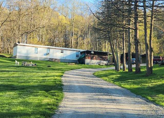Property at 1947 Short Creek Rd, Wheeling, WV 26003, 2 beds, 2 baths