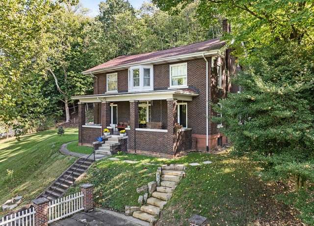 Property at 120 Highland Ave, Wellsburg, WV 26070, 6 beds, 1.5 baths