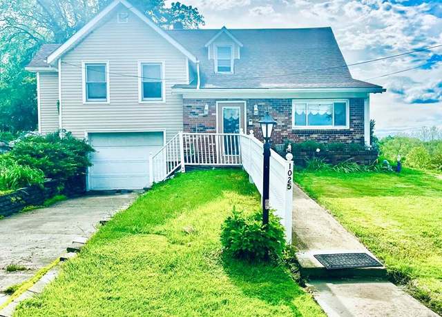 Property at 1025 Fairmont Pike Rd, Wheeling, WV 26003, 4 beds, 2 baths
