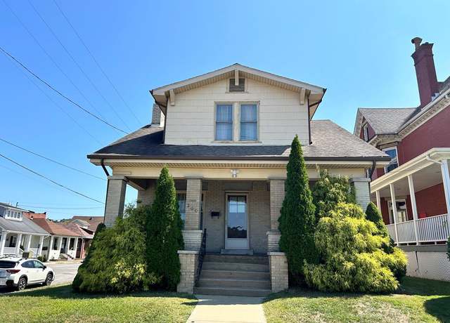 Property at 300 Tomlinson Ave, Moundsville, WV 26041, 4 beds, 2 baths