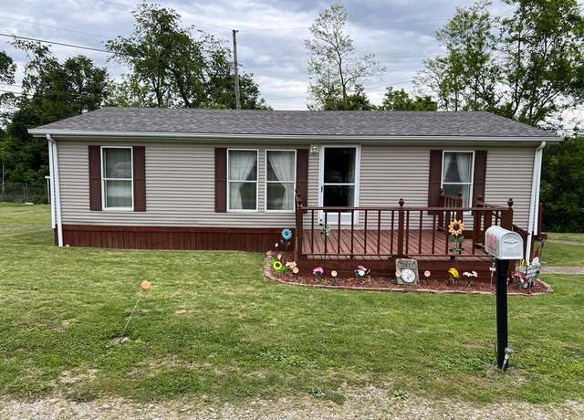 Property at 1003 Betty Zane Rd, Wheeling, WV 26003, 3 beds, 2 baths