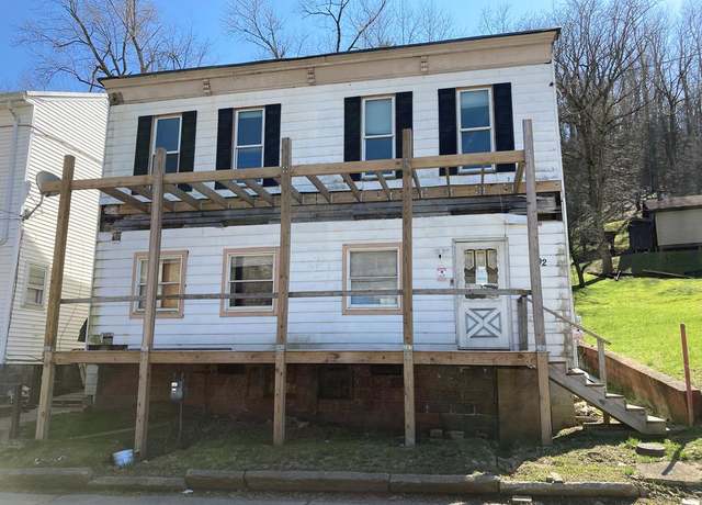 Property at 192 ,214 Pierce St, Wheeling, WV 26003, 5 beds, 1 bath